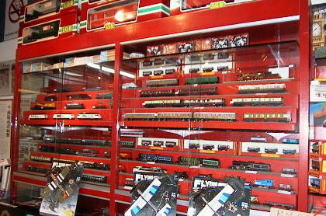 Euromodel�W���P�[�X